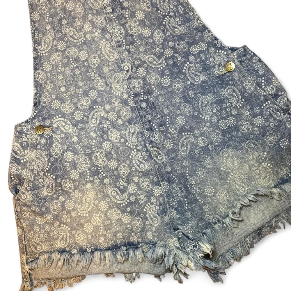 NWT MINKPINK x M|PD Women’s Distressed Paisley Denim Rodeo Mini Overalls — LARGE - Picture 4 of 7